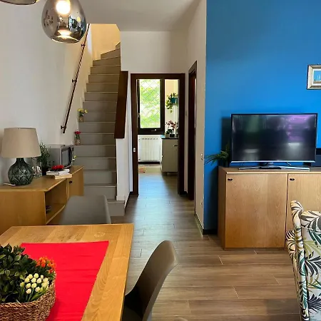 Bnbook Casa Luccio Vistalago Apartmán